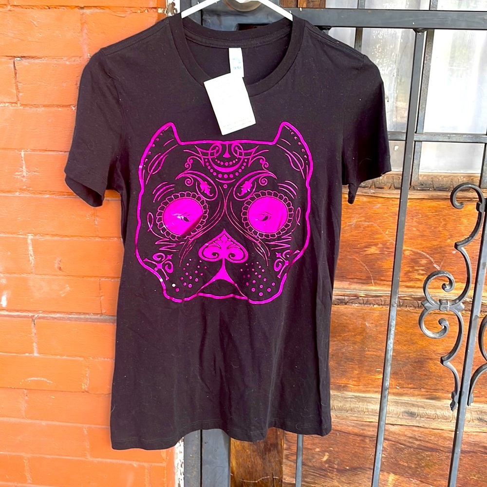 NWT Bully Heads Day of the Dead Tshirt. Youth L